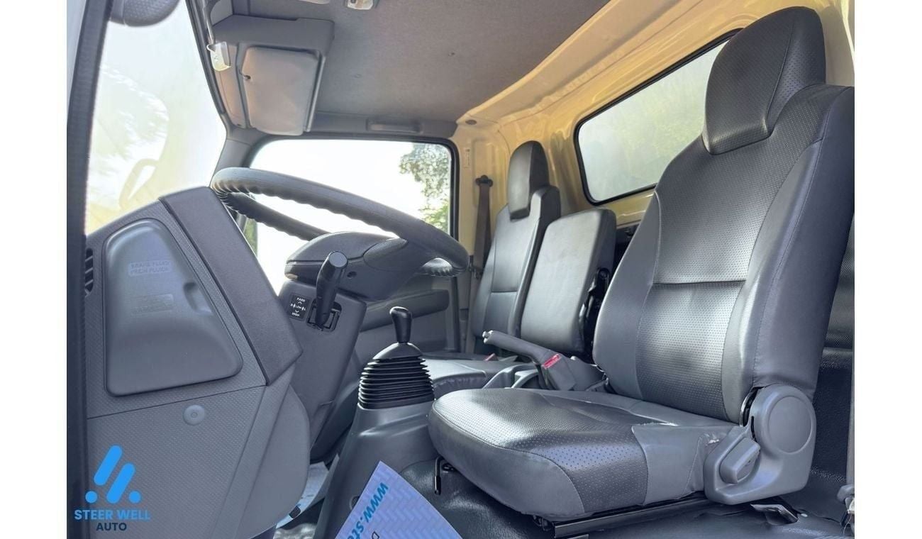 إيسوزو NPR Euro 4 Insulated Box | 3.0L RWD Diesel MT | Reliable Performance | GCC | Book Now!