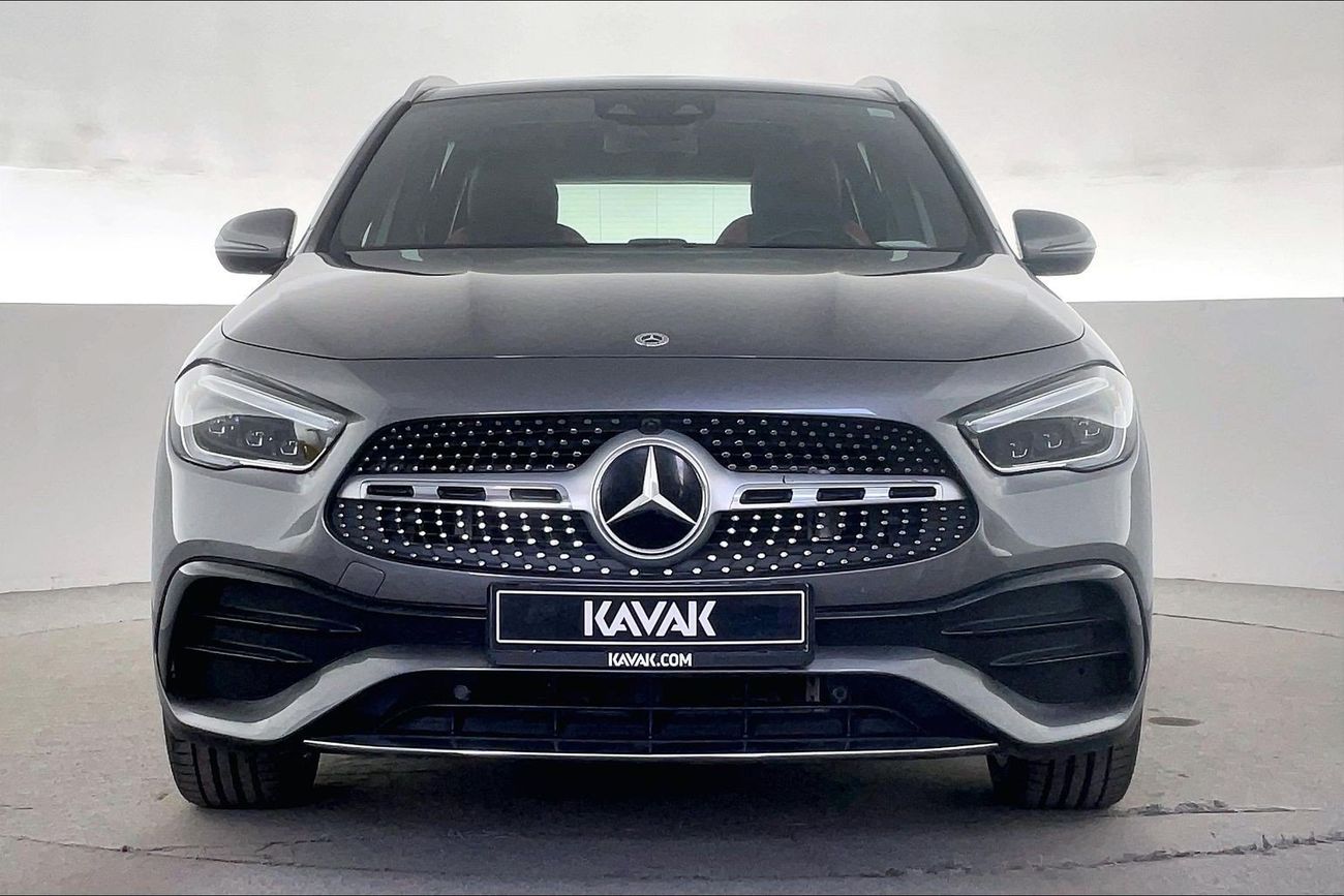 مرسيدس بنز GLA 200 Premium | National Day Celebration | شامل الضمان | 0 ﺪﻔﻋﺓ ﺃﻮﻟﻯ
