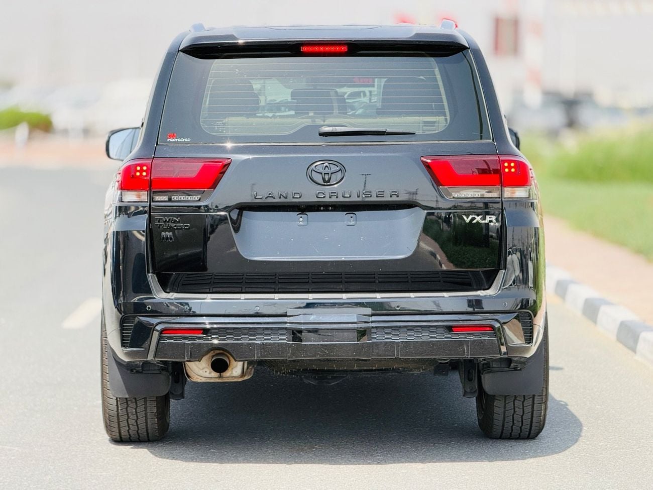 Toyota Land Cruiser Full option
