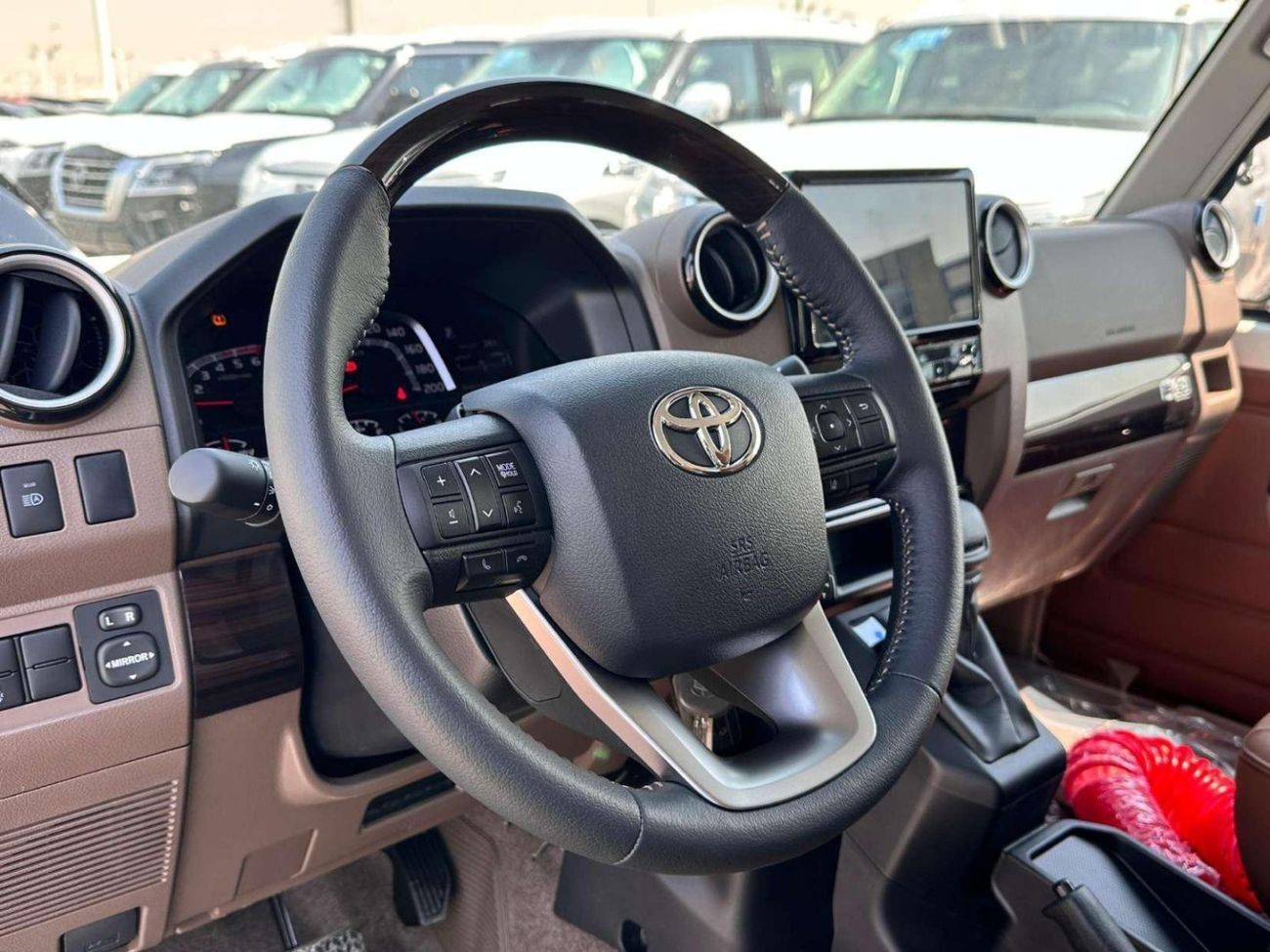 Toyota Land Cruiser 70 TOYOTA LAND CRUISER 71 2.8L 3DOOR 4WD SUV 2025