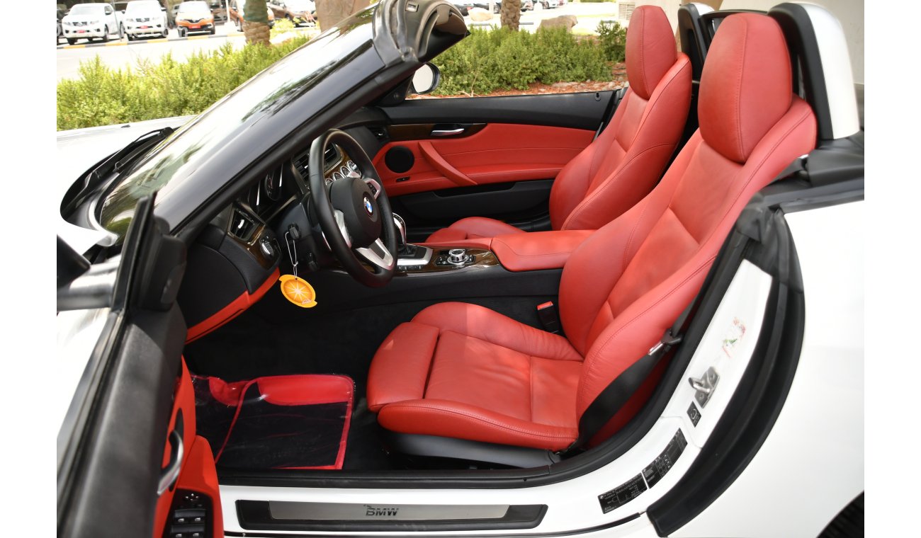 BMW Z4 2010 - GCC SPECS - 3.5L - V6 - CONVERTIBLE - Phenomenal poise