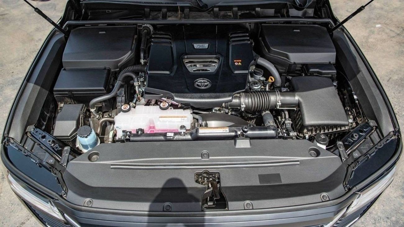 Toyota Land Cruiser GXR LC300 GXR 3.3D AT MY2025 – BLACK