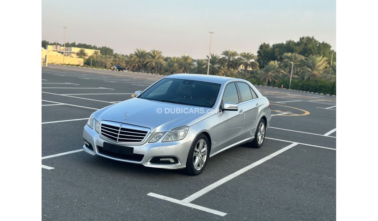 مرسيدس بنز E300 موديل 2010 خليجي حاله ممتازه من الداخل والخارج