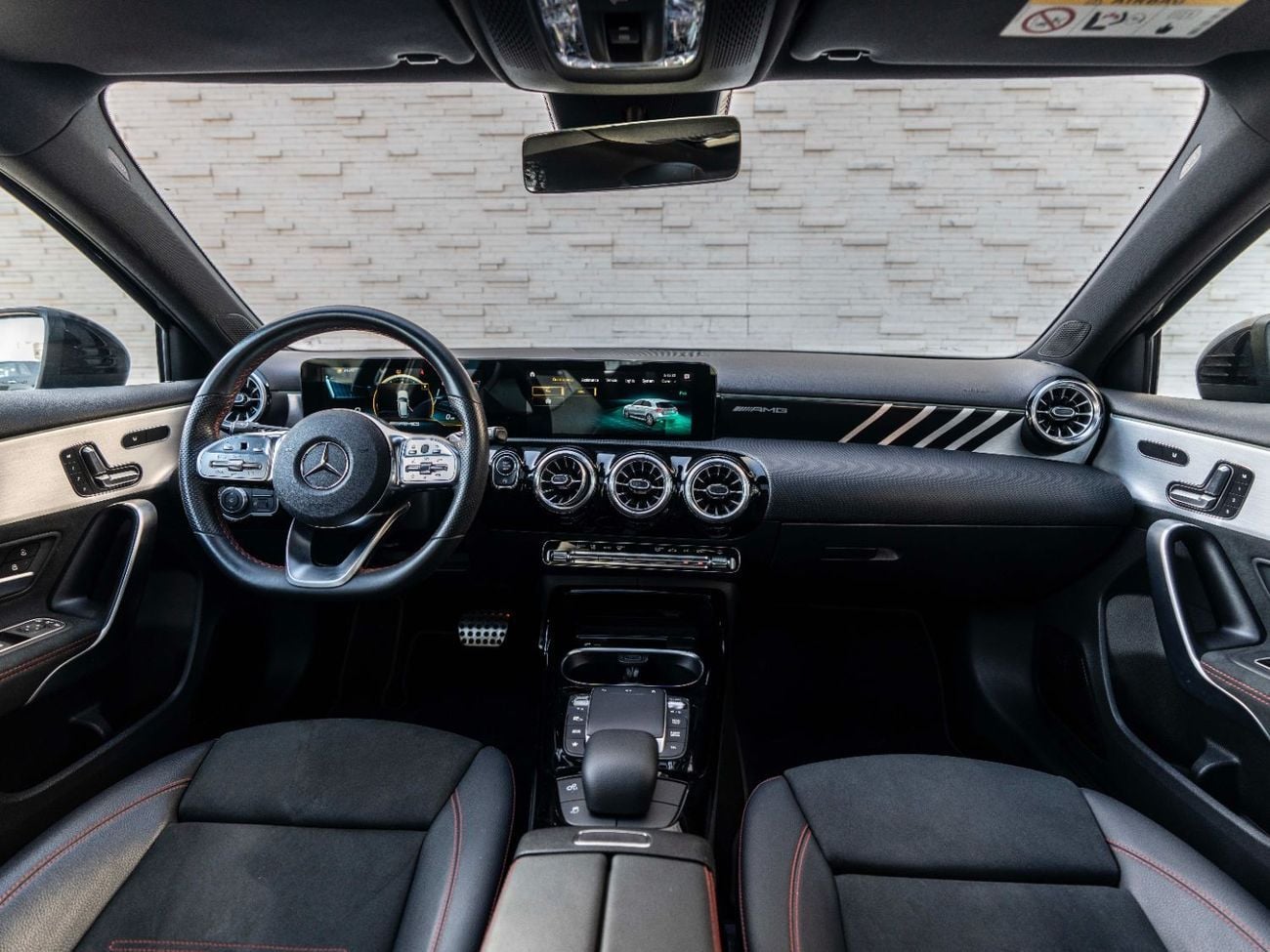 مرسيدس بنز A 35 AMG 4MATIC Hatchback