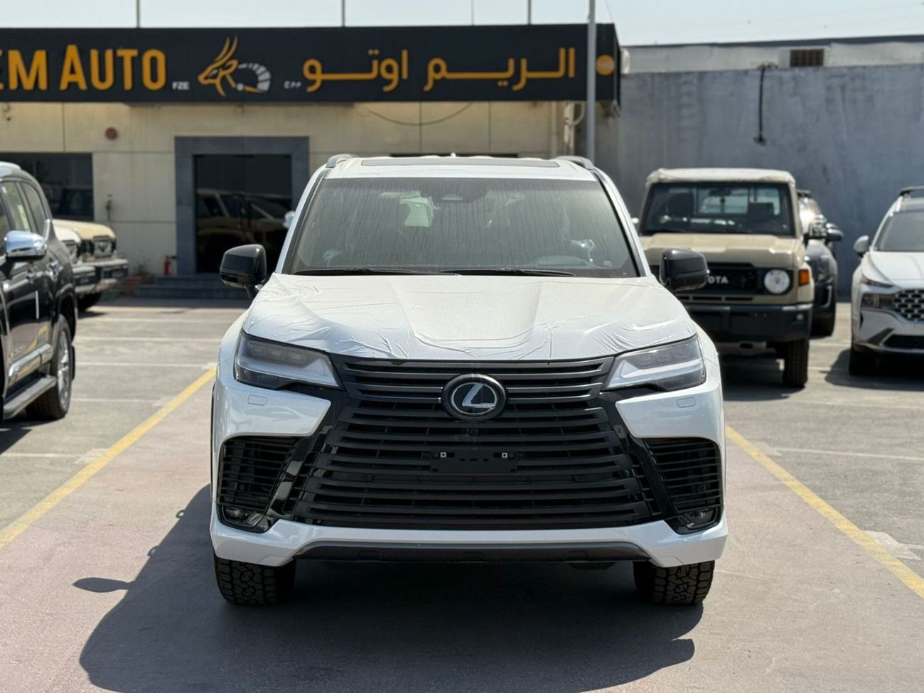 Lexus LX 600 LEXUS LX600 (VJA310) 3.5L SUV 4 WD 5Doors