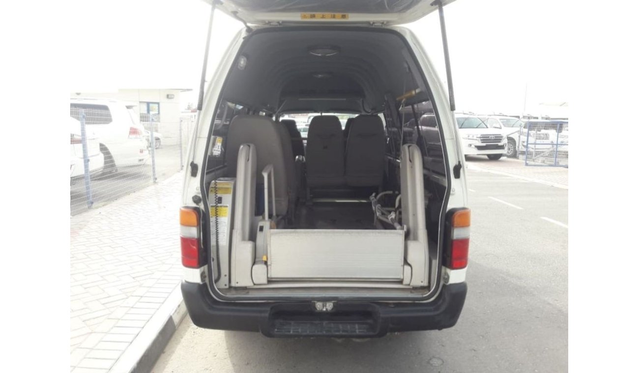 تويوتا هاياس Hiace RIGHT HAND DRIVE (Stock no PM 613 )