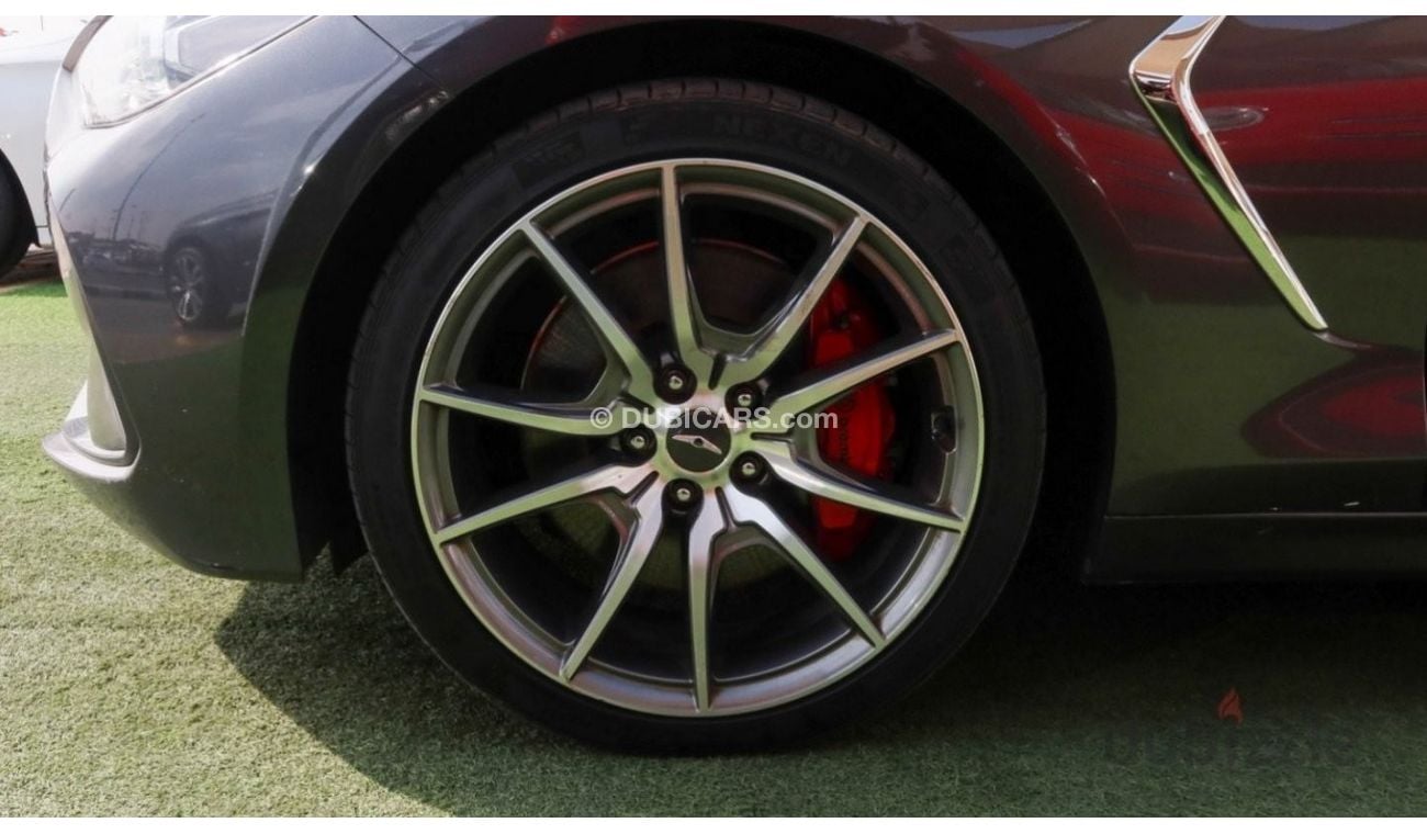 Genesis G70 Genesis G70 Platinum 3.3T/GCC/2018/Original Paint/One Owner