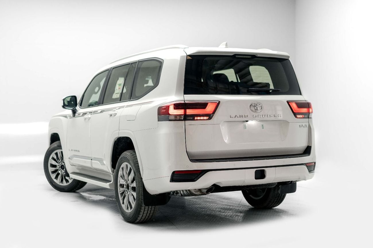 Toyota Land Cruiser GXR MID 4.0L - Platinum White Inside Black | Export Only