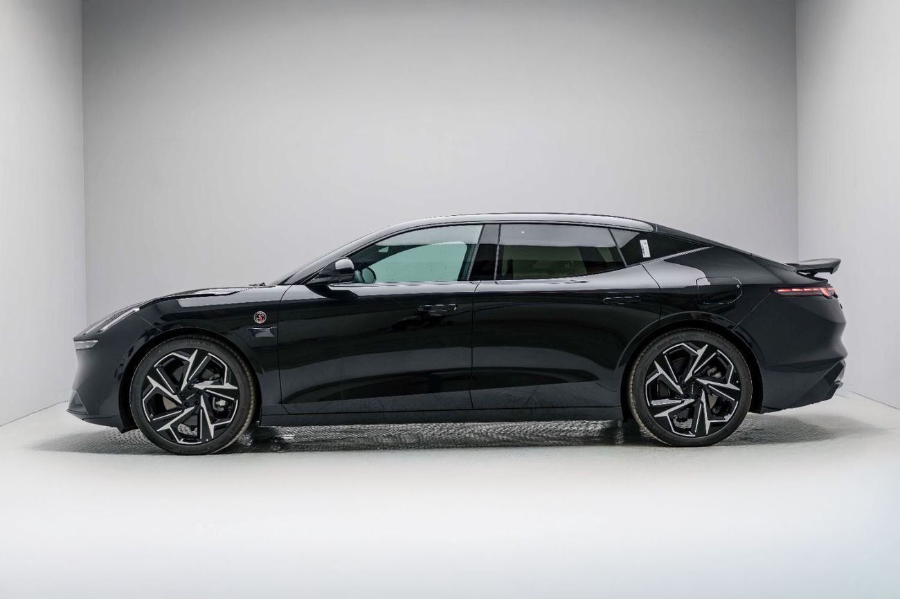 Lynk & Co Z10 Max 21" Alloy Wheels - Black Inside White