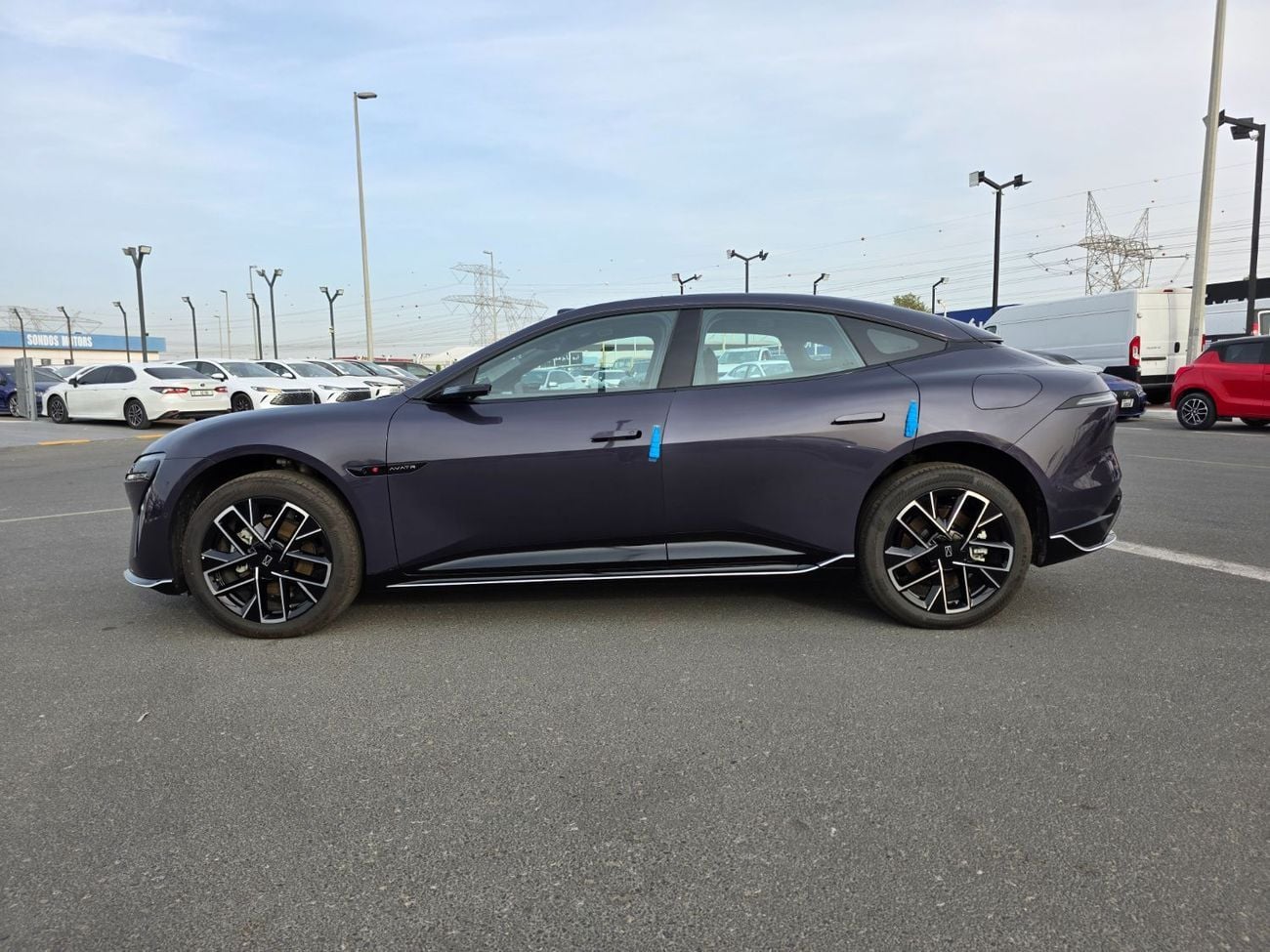 Avatr 06 Max REEV Edition