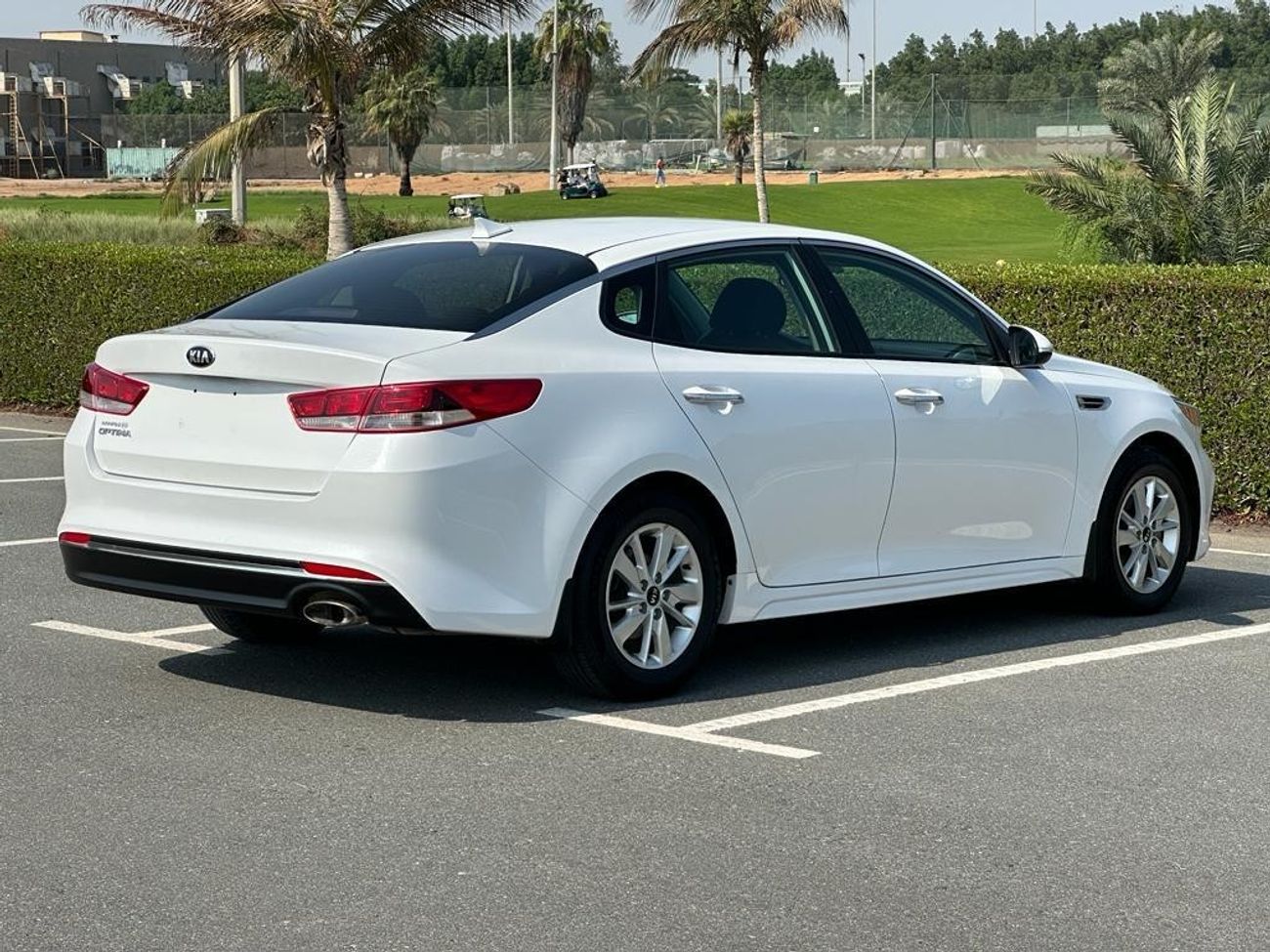 Kia Optima EX 2.4L (178 HP)