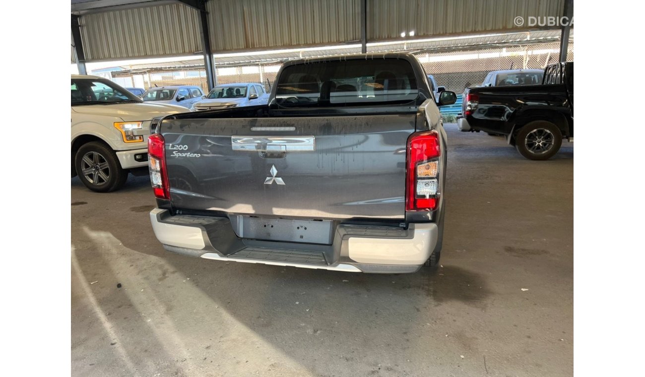 Mitsubishi L200 sportero GLS