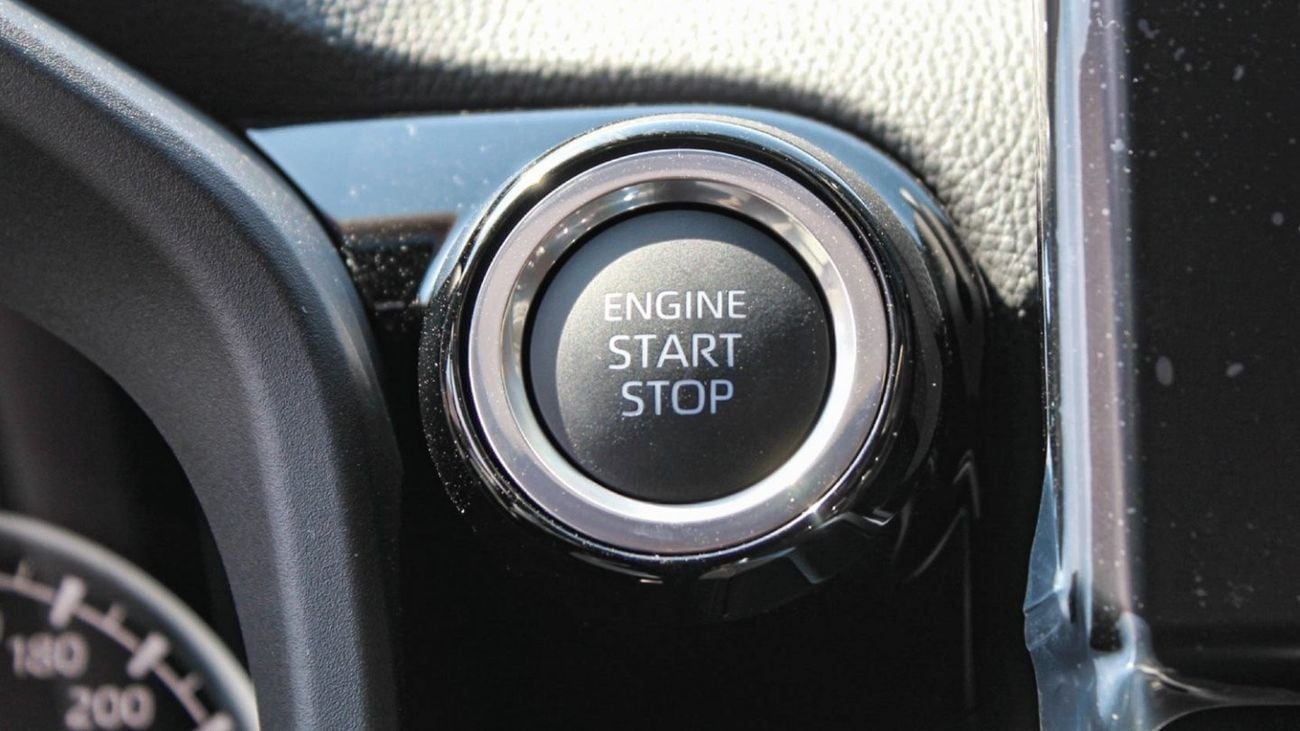 Toyota Land Cruiser 3.3L VX-R V6 TURBO DIESEL (Export only)