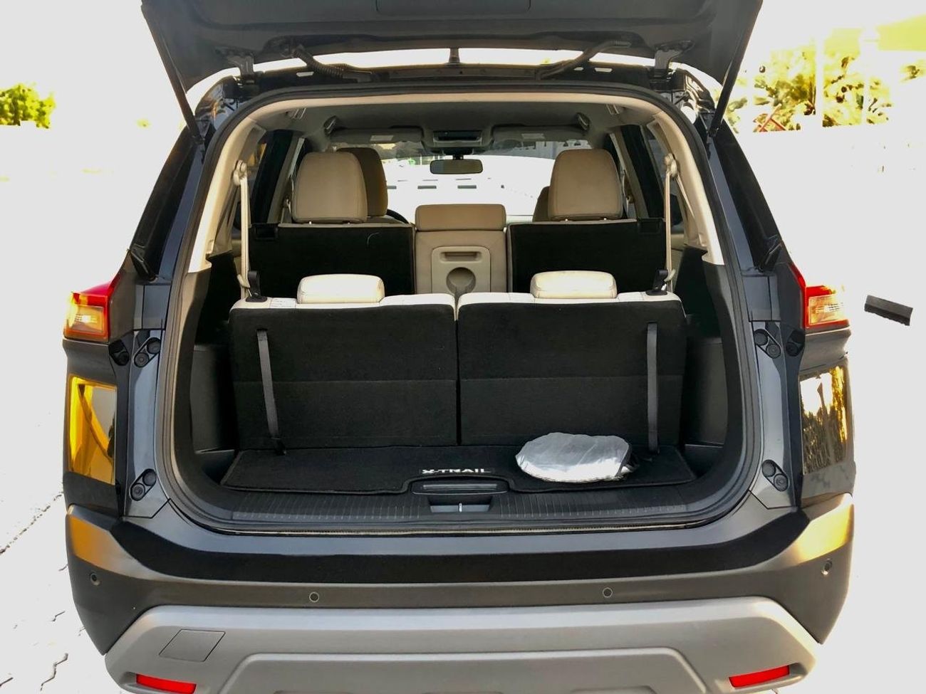 نيسان إكس تريل NISSAN XTRAIL 2.5L  7 SEATER 2023 GCC Spices