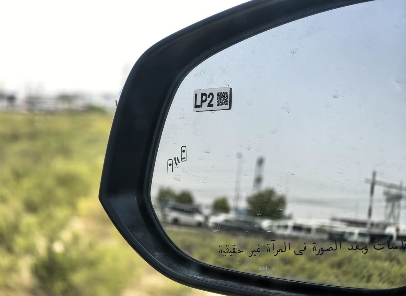 Toyota Hilux D/CAB,PICKUP,2.7L,4X4,DIGITAL AC,WOODEN INTERIOR,BLIND SPOT,DVD+CAMERA,DIFF LOCK,M/T,2 COOL BOX,2025