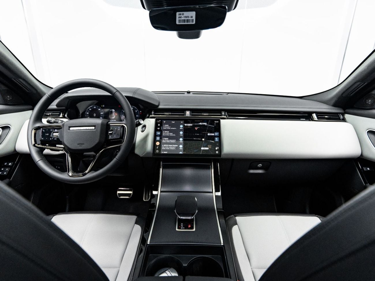 لاند روفر رينج روفر فيلار R-DYNAMIC S BUY NOW, PAY 2027 | THE BLACKLINE STANDARD | 2031 Land Rover Warranty & Service Contract
