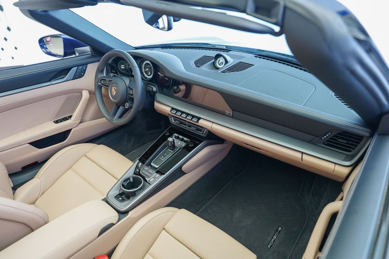 بورش 911 Targa 4 3.0L (385 HP) Targa