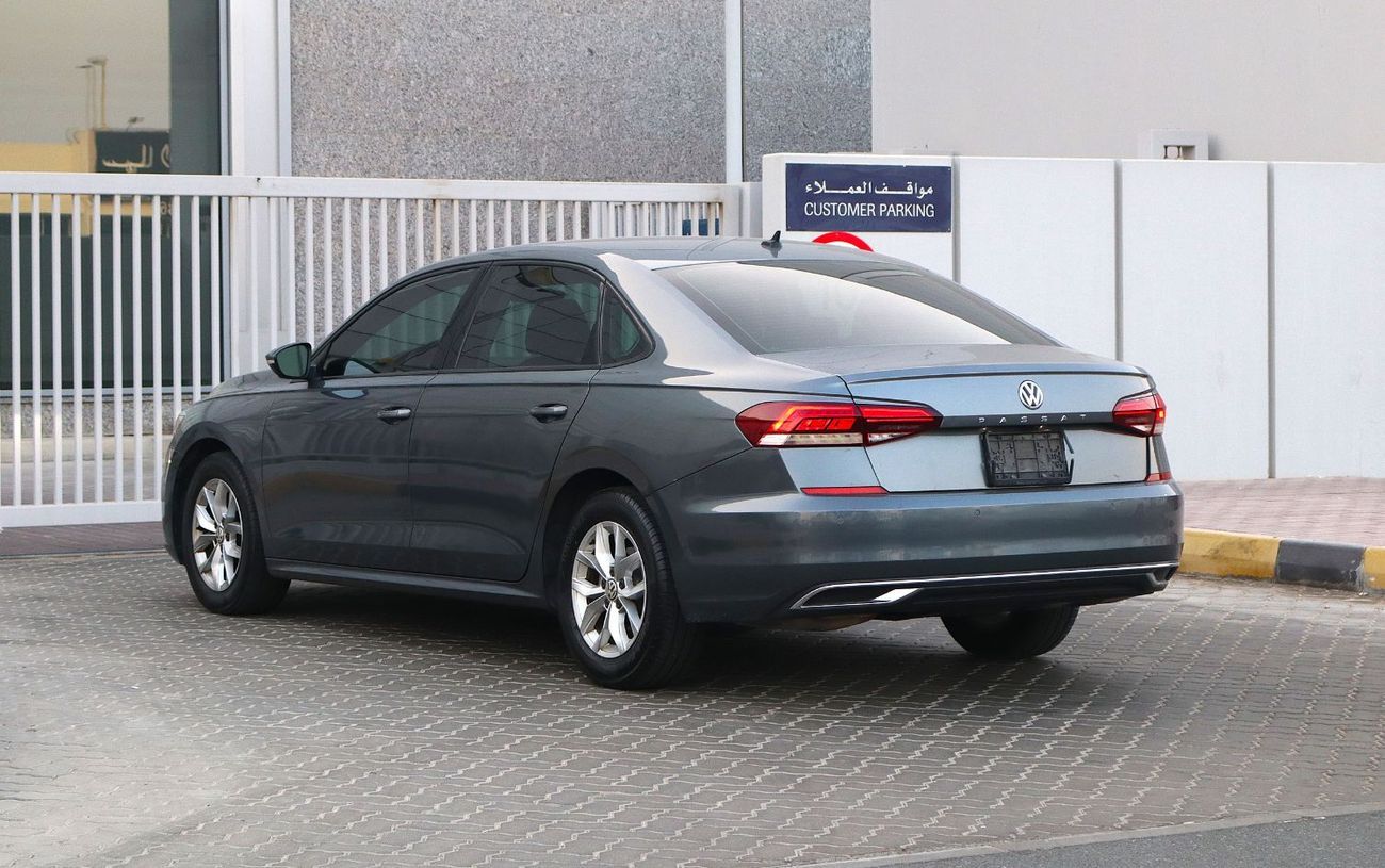 Volkswagen Passat S 2.5L