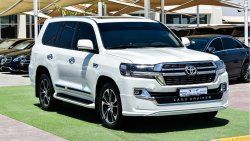 Toyota Land Cruiser VXR V8 Face lift 2020