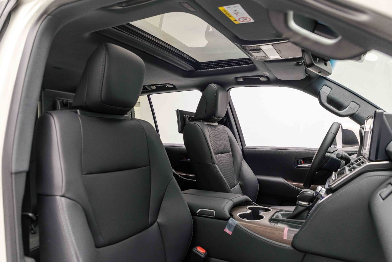 Toyota Land Cruiser GX 4.0L - White Pearl Inside Black | Export Only