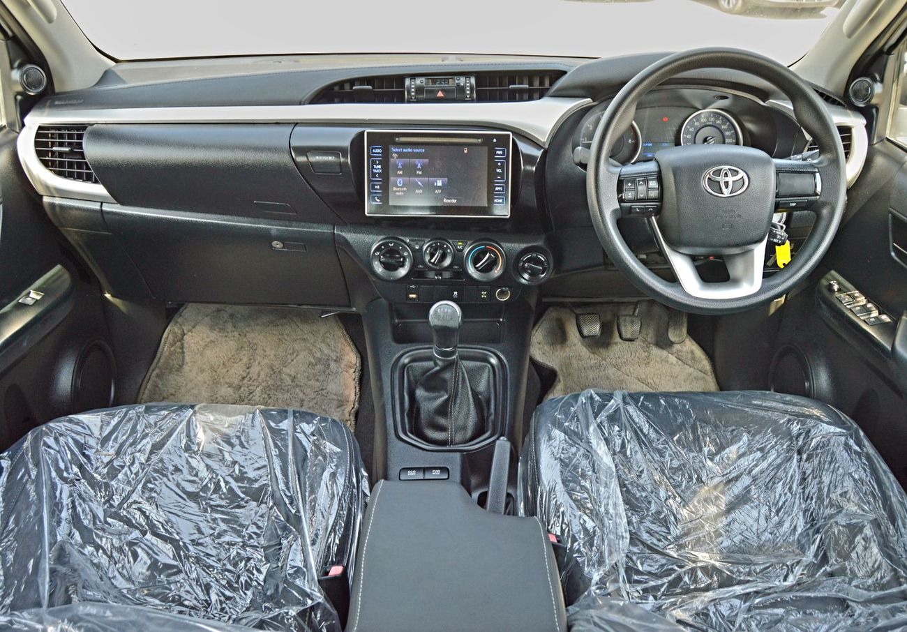 Toyota Hilux Double cabin 2.8L, perfect inside and outside