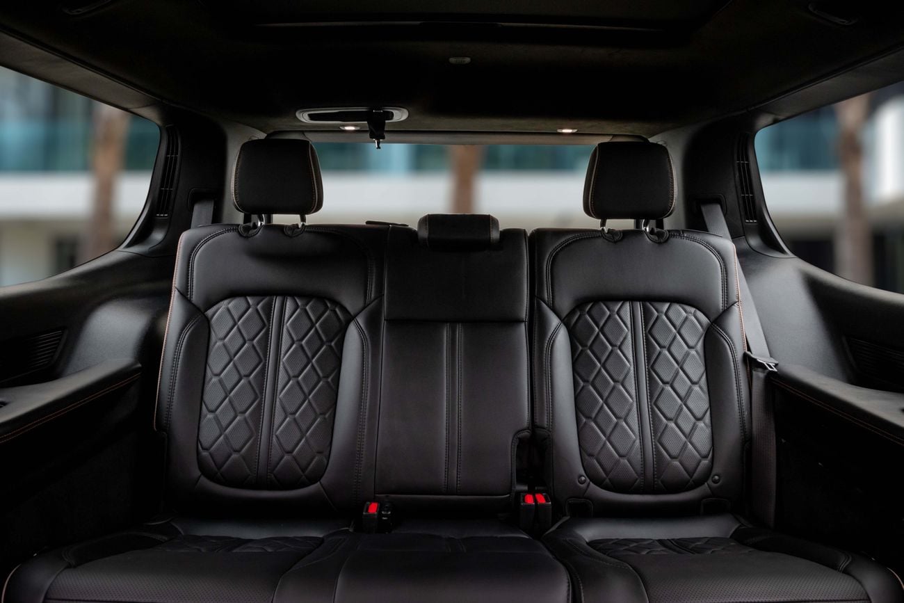 جيب جراند واجونير Grand Wagoneer Series III | 4,113 P.M | 0% Downpayment | WARRANTY!