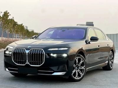 BMW 735i MASTERCLASS PURE EXCELLENCE BMW 7 Series 735 2025 GCC specs
