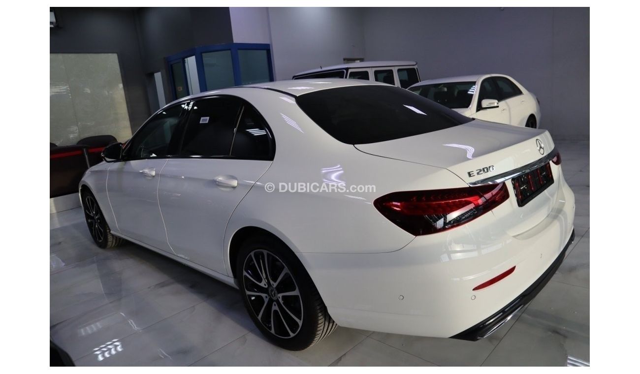 Mercedes-Benz E200 V4  Electric and patrol