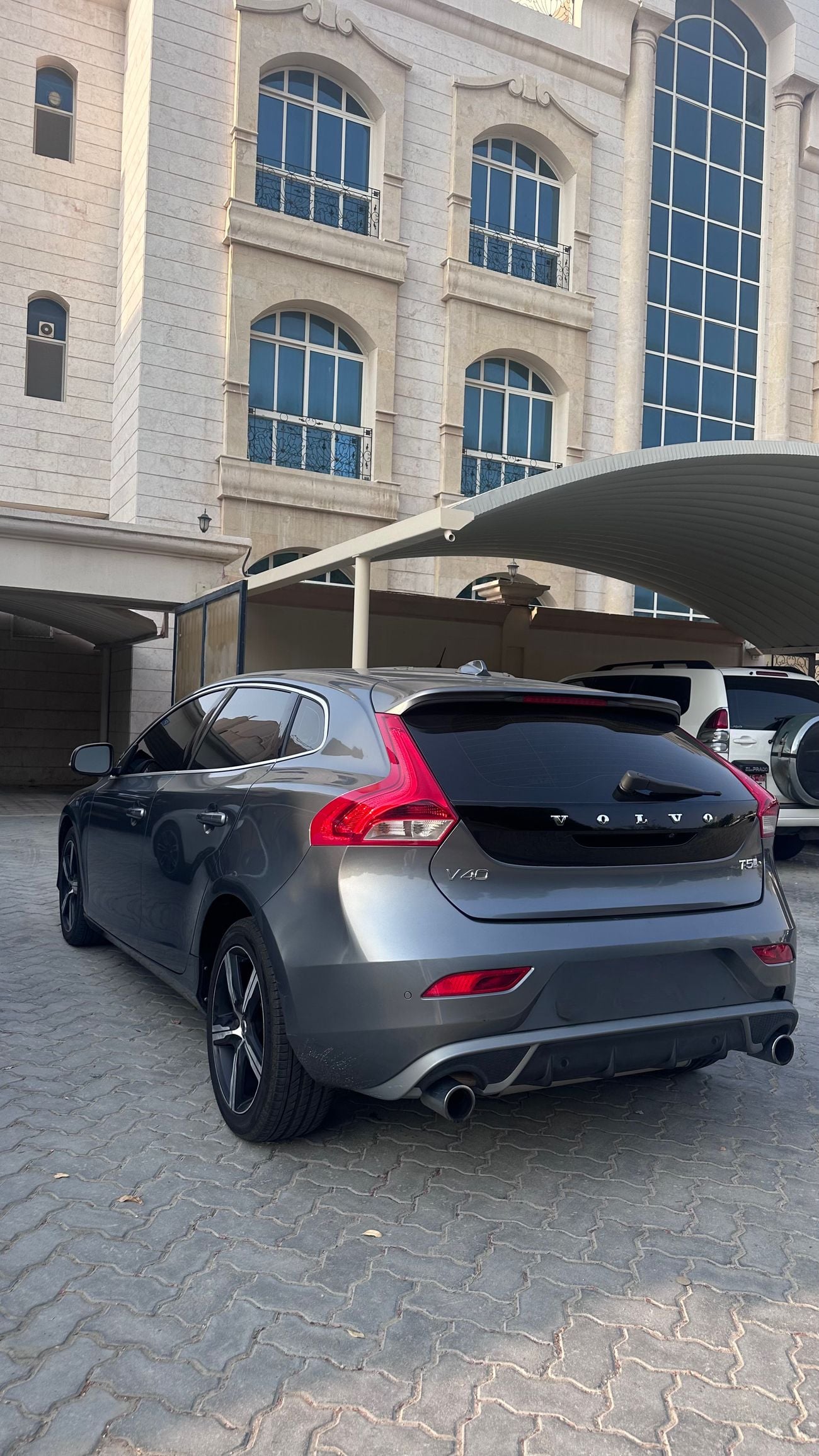 Volvo V40 R DESIGN