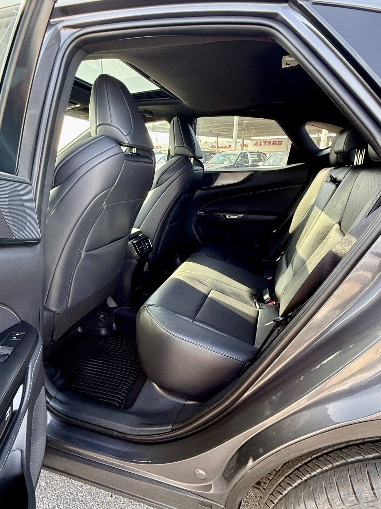 Lexus NX350 F SPORT 2.4L ( CYL)