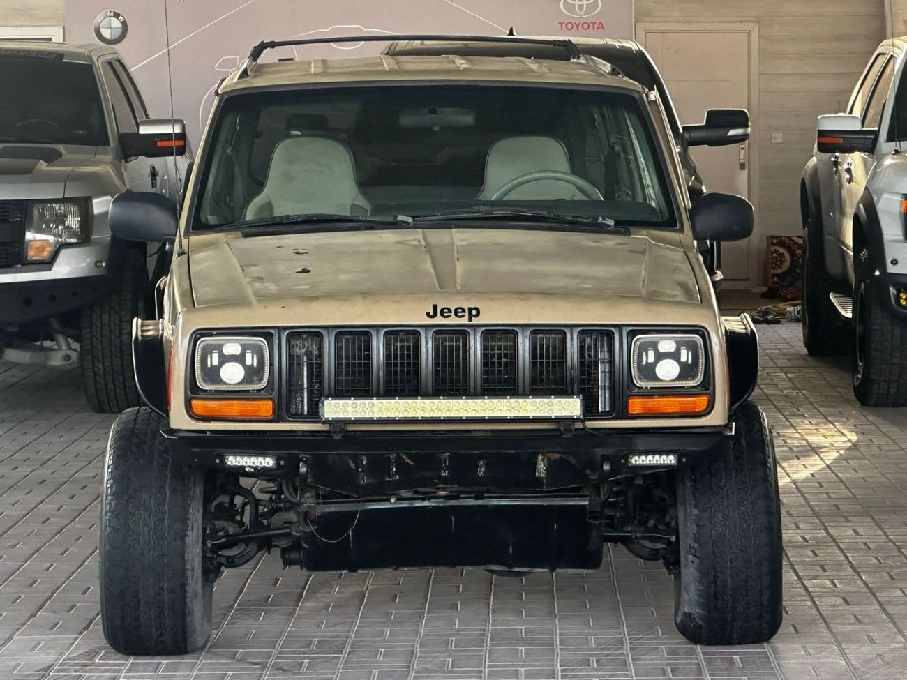 جيب شيروكي جيب شيروكي كوبيه 1996 وارد