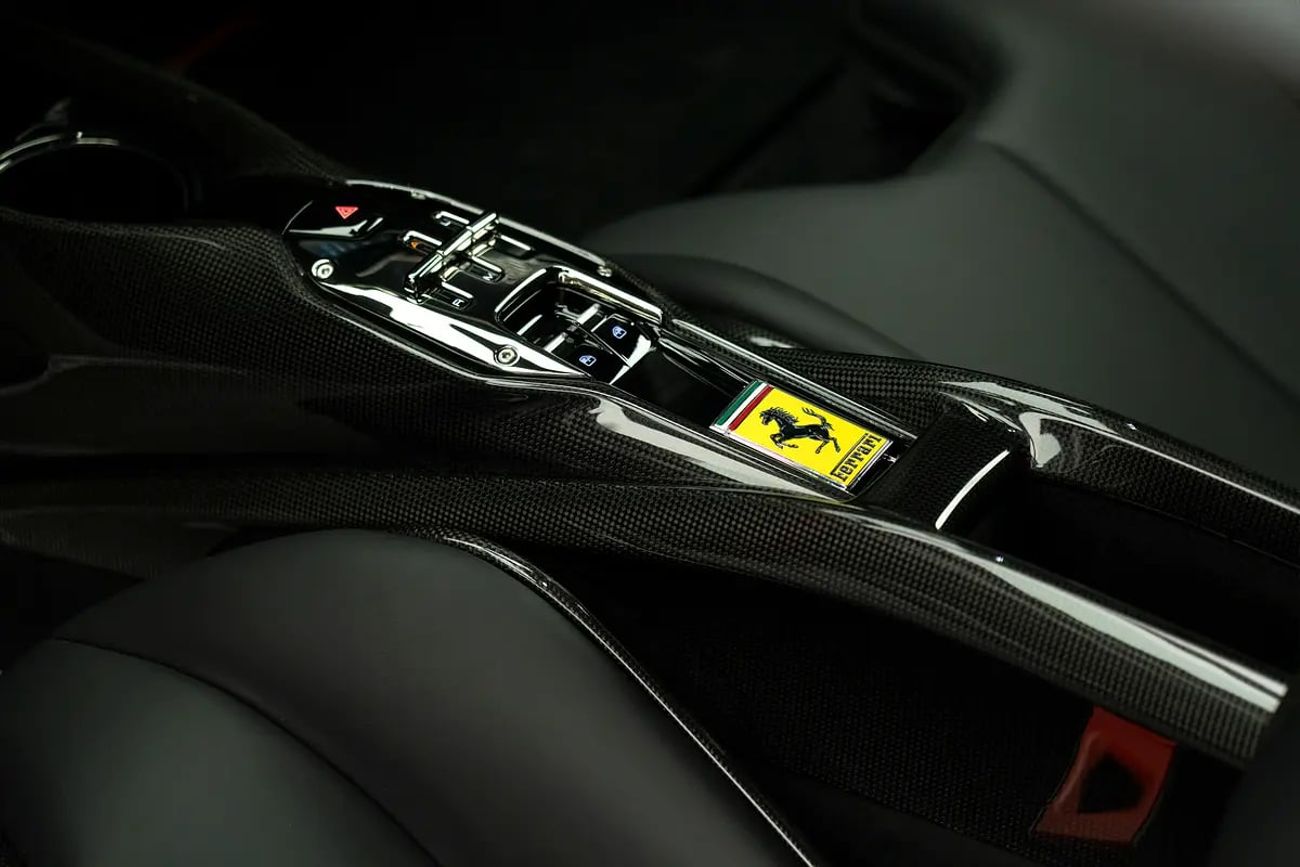 فيراري SF90 ستراديل FERRARI | SF90 STRADDLE | ASSETTO FIORANO | 2022MY | DEALER WARRANTY + SERVICE CONTRACT