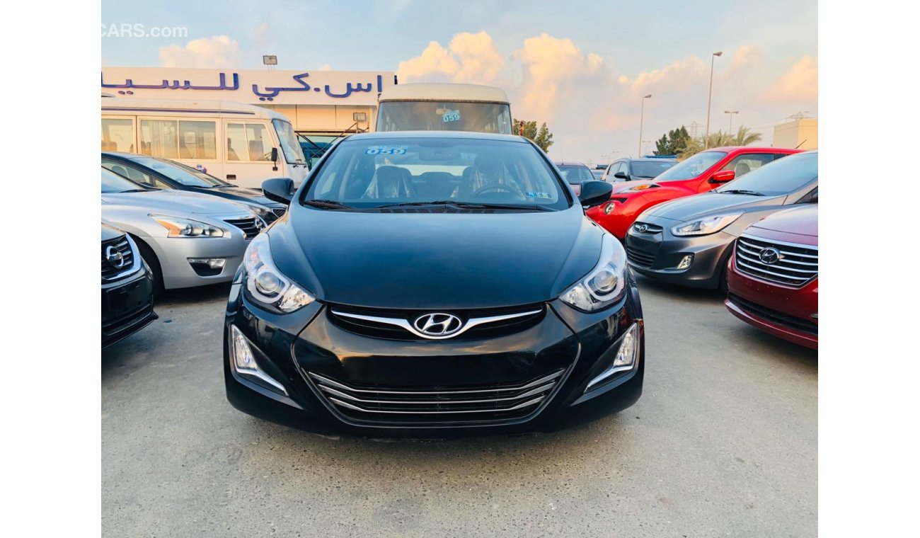 Hyundai Elantra 1.8L (MINT CONDITION)