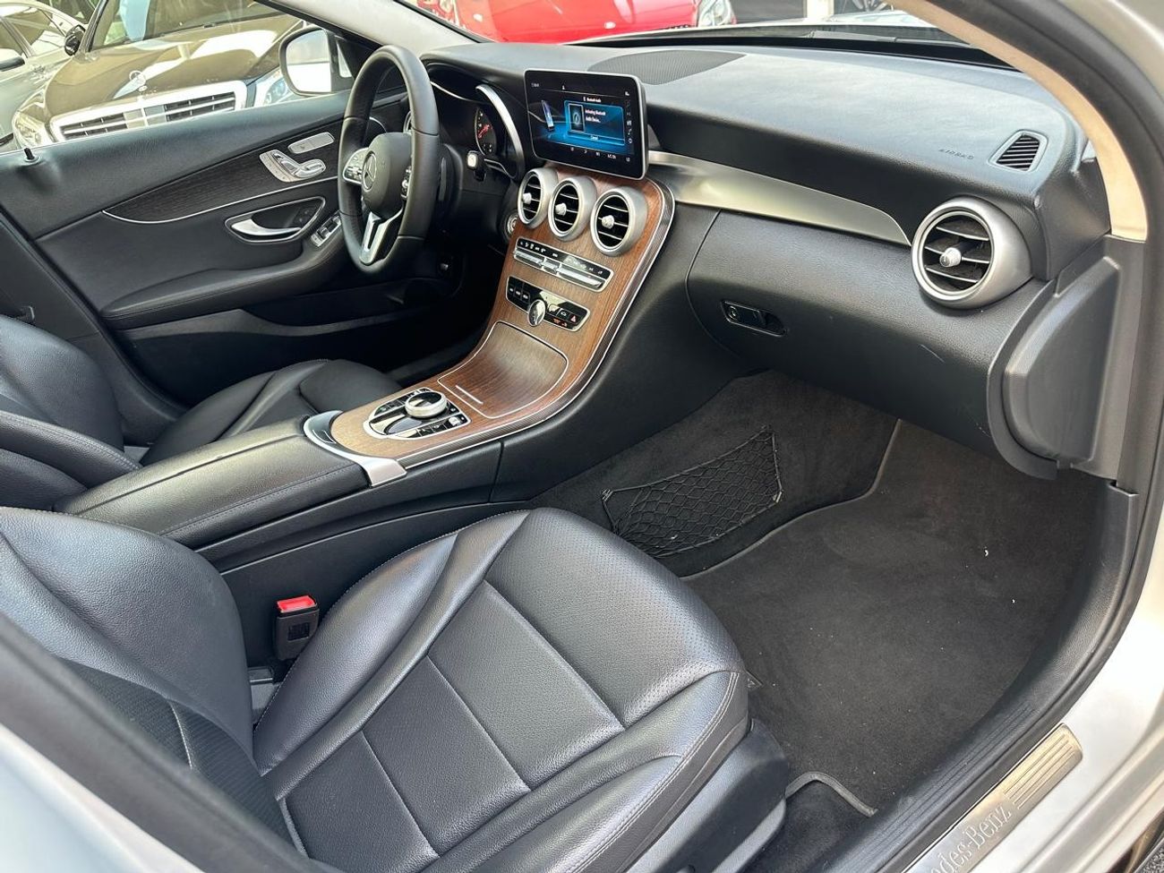 مرسيدس بنز C 300 سبورت