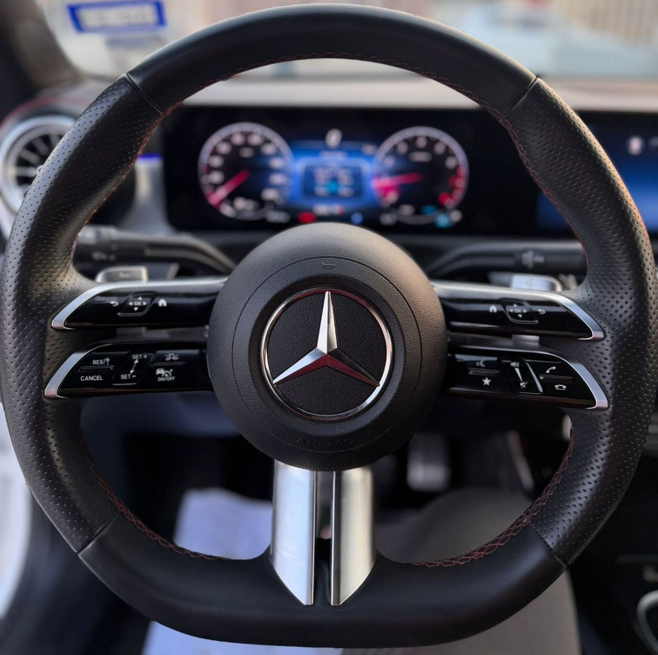 Mercedes Benz CLA250 4MATIC