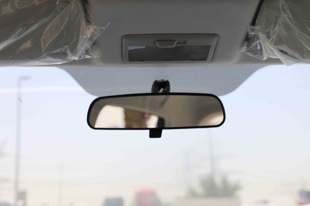 تشنجان بيم إستار 2024 Changan E-Star Qingxin - White Inside Blue & Grey | Export Only