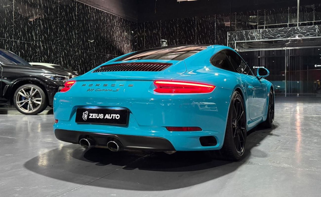 Porsche 911 Carrera S 3.0L (420 HP) Coupe