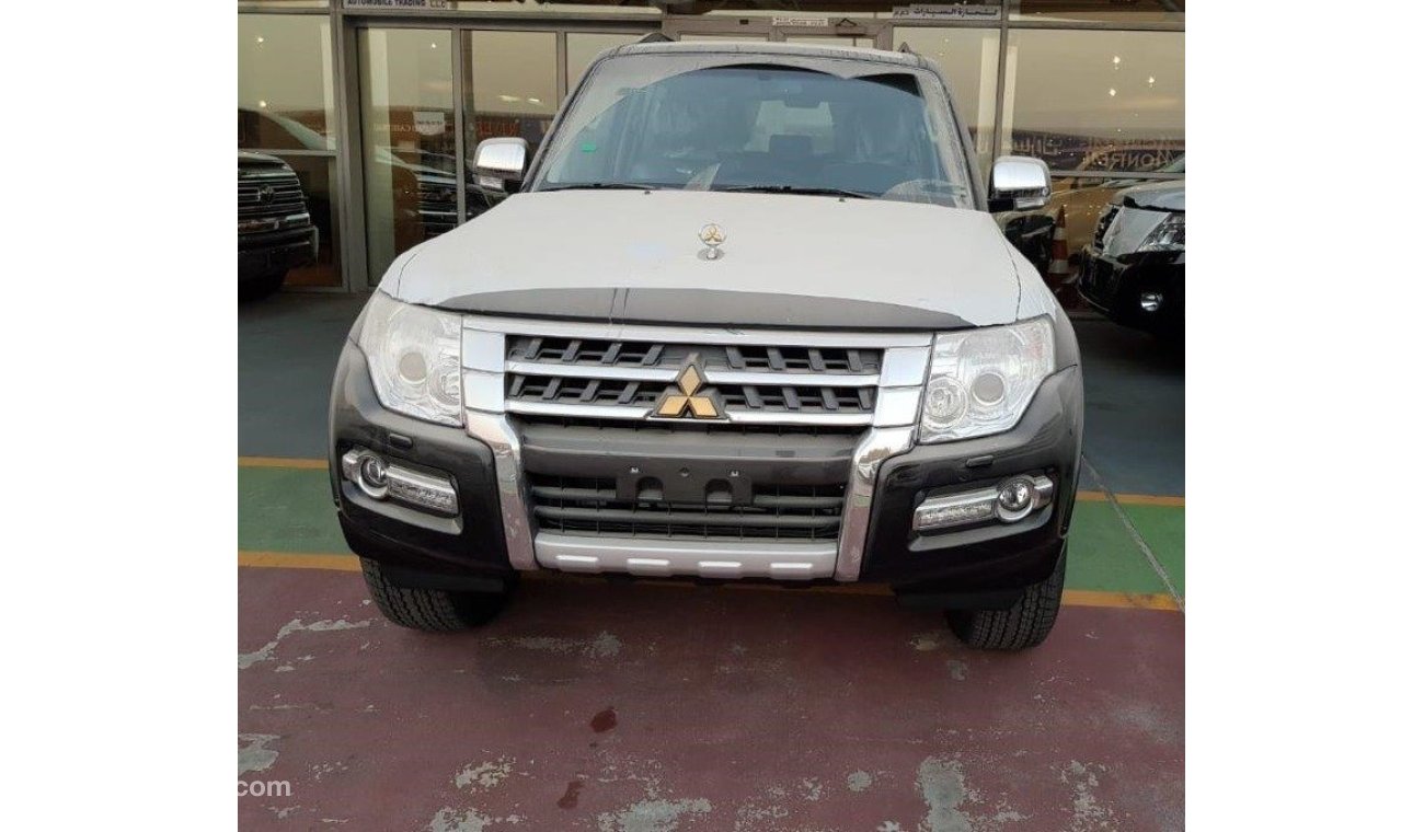 Mitsubishi Pajero 2019-GLS 3.8l LWB H/L Leather Seats Sunroof Gold Package only for Export