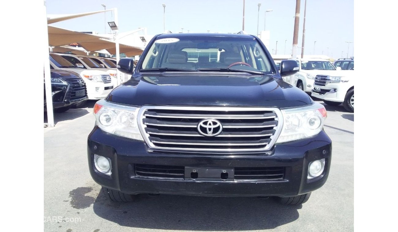 Toyota Land Cruiser Toyota Land Cruiser GX-R  V8 2015 GCC