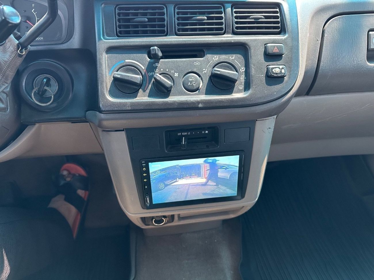 Toyota Sienna 1999 3.0L 7seat