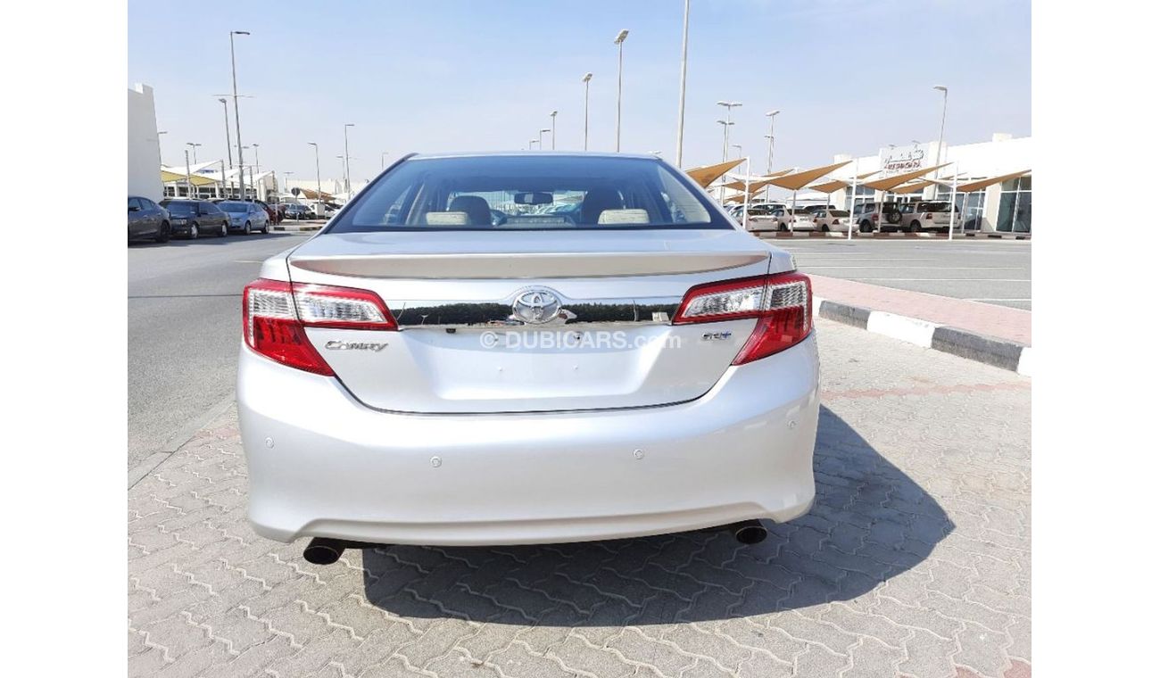 Toyota Camry Toyota camery 2012 gcc SE+ very celen car