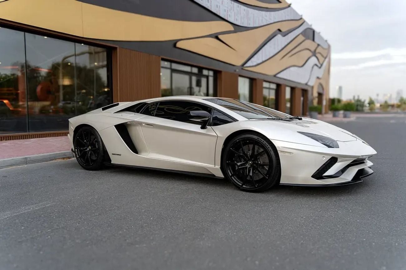 Lamborghini Aventador Lamborghini Aventador 2017