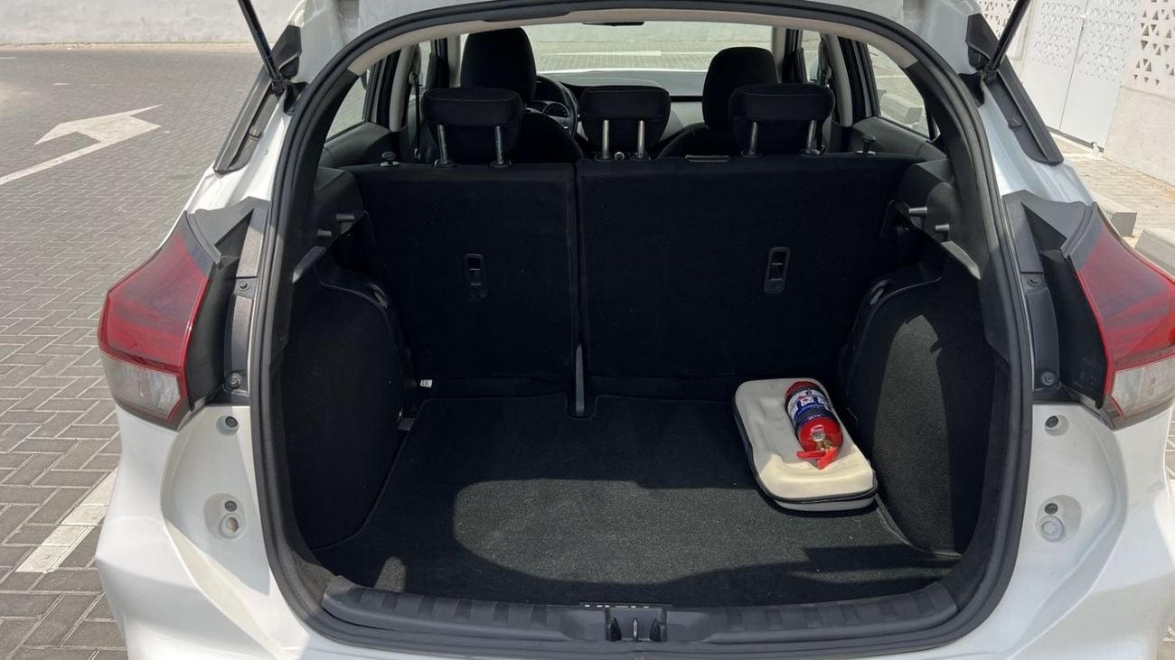 Nissan Kicks SV NO CONVENIENCE FEES | UNDER WARRANTY | 0% DOWN PAYMENT | CERTIFIED PRE-OWNED |