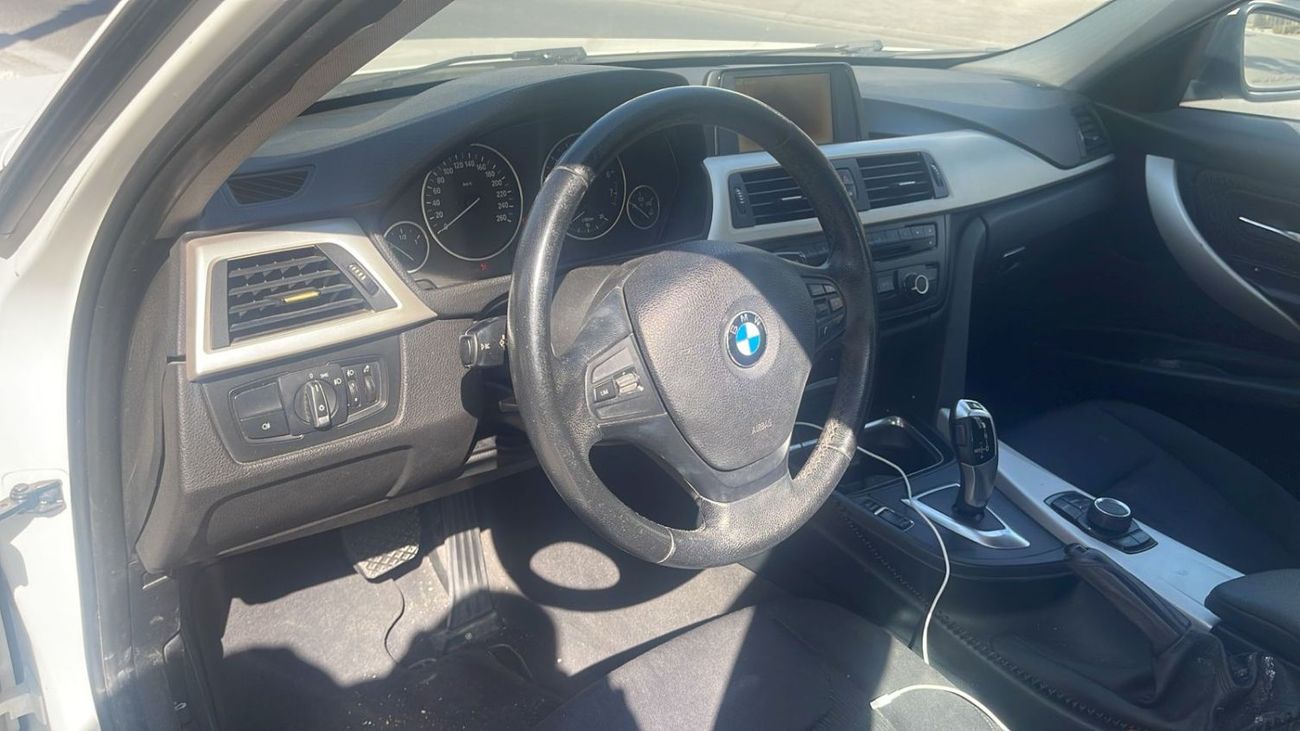 BMW 316i Excellent condition  / GCC