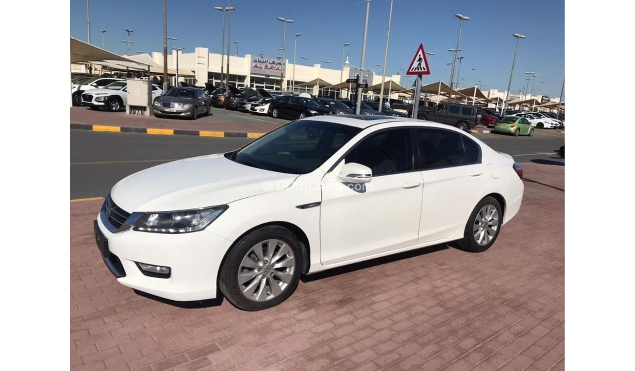 Honda Accord 2014 g cc sun roof accident free