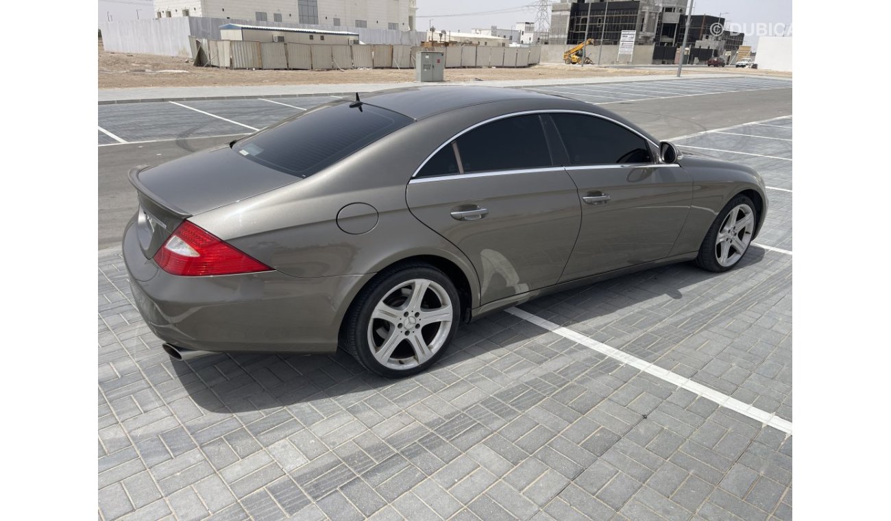 مرسيدس بنز CLS 500