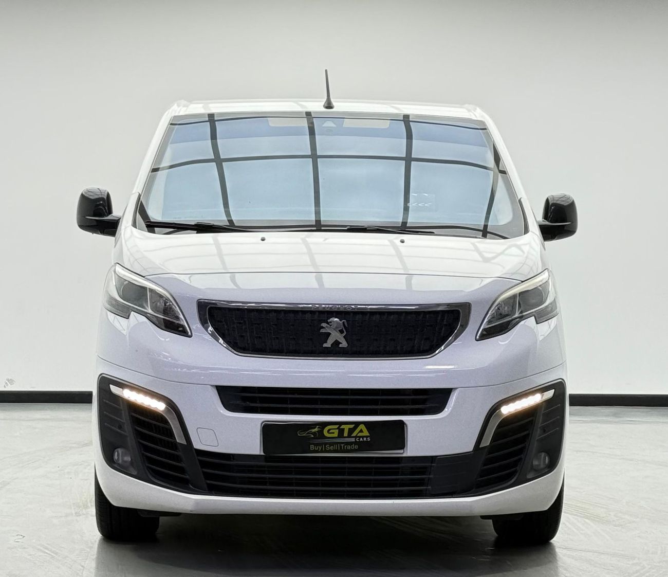 Peugeot Traveller 2019 Peugeot Traveler,Agency Warranty + Service Contract,Agency Full Service History,GCC