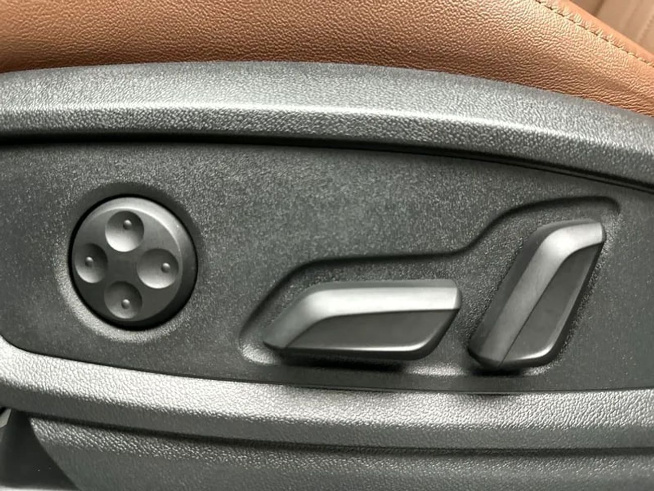 أودي Q5 S line 45 TFSI quattro 249hp (Ref# 01182) EXCLUSIVE RAMADAN OFFER