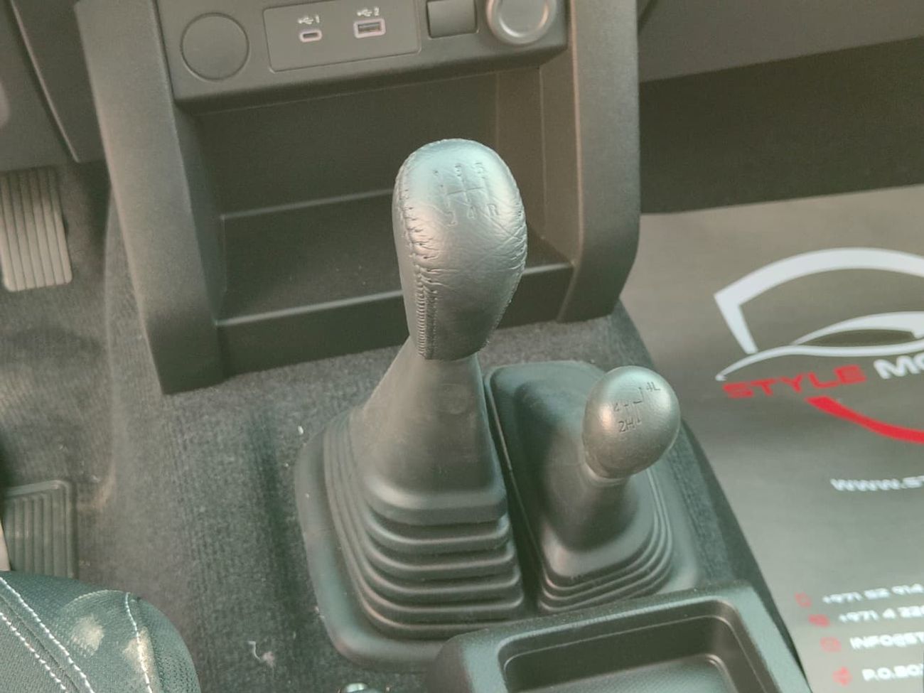 Mitsubishi L200 GLX Double Cab Petrol 2.4L MITSUBISHI L200 PETROL GLX 2.4L 2025