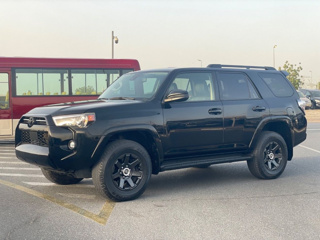 تويوتا Runner4 2021 Toyota 4Runner SR5 – 4x4 AWD – Clean Powerful – Excellent Condition
